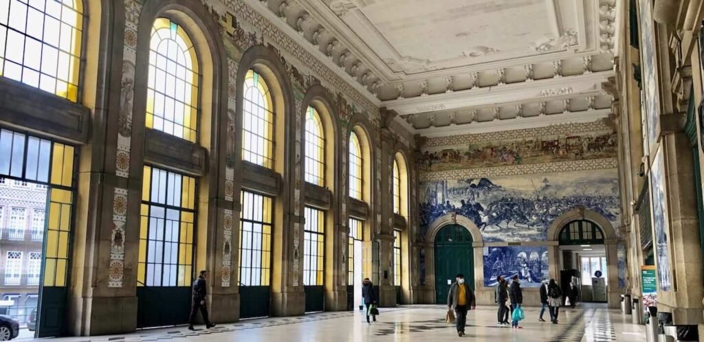 São Bento Station
